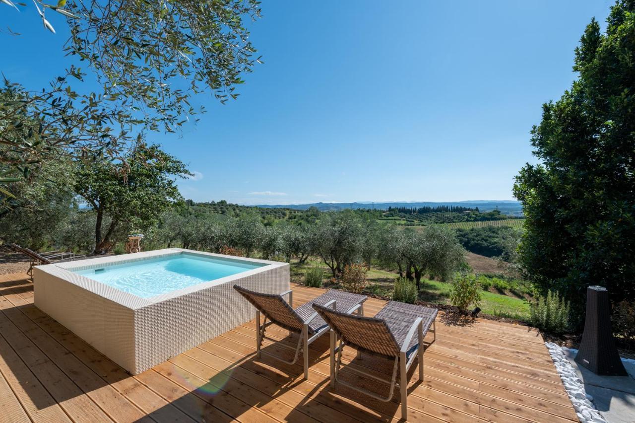 Il Leccio - Casa Toscana Il Fienile غامباسي تيرمي المظهر الخارجي الصورة